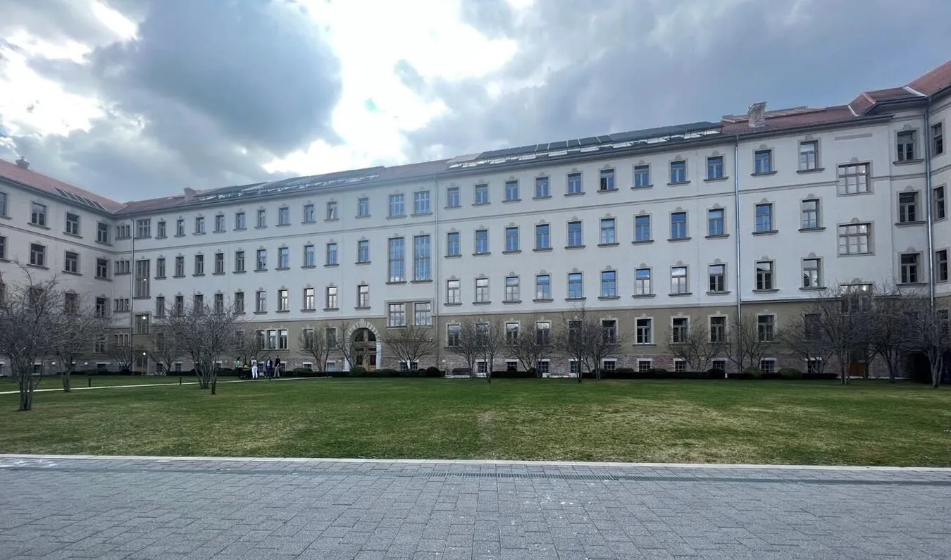 Iroda Millenáris Classic