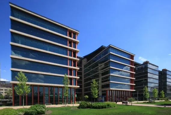 Iroda Millennium Tower II.