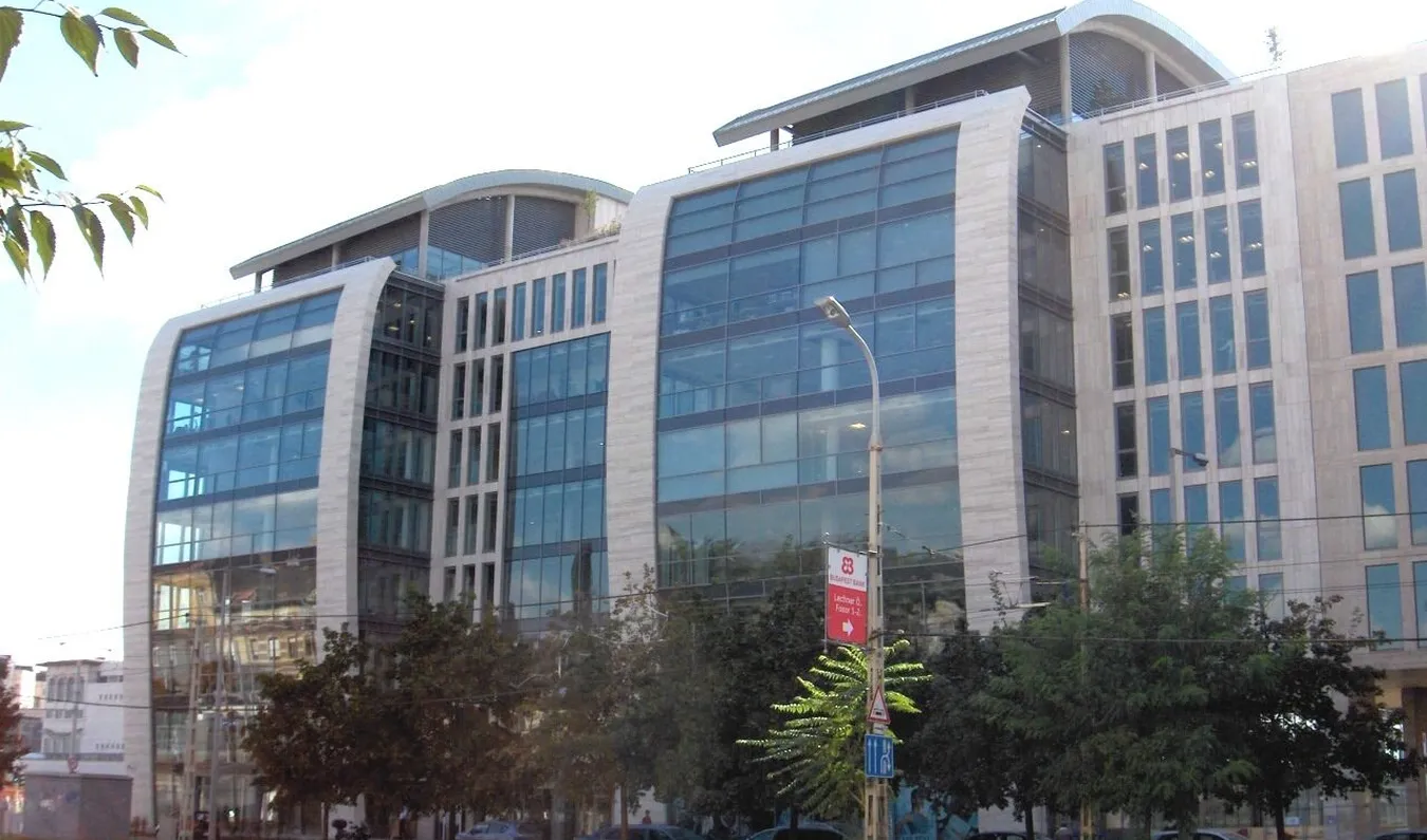 Iroda Millennium Tower III.