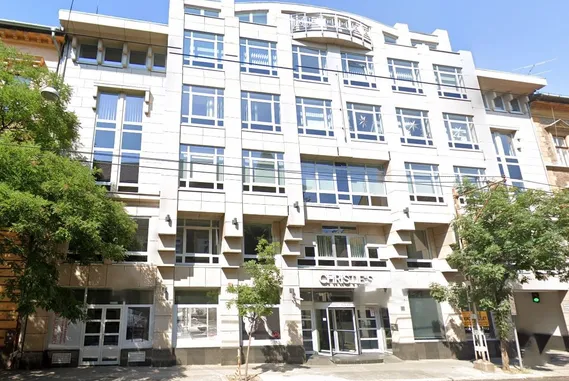 Iroda K32/Christie's irodaház