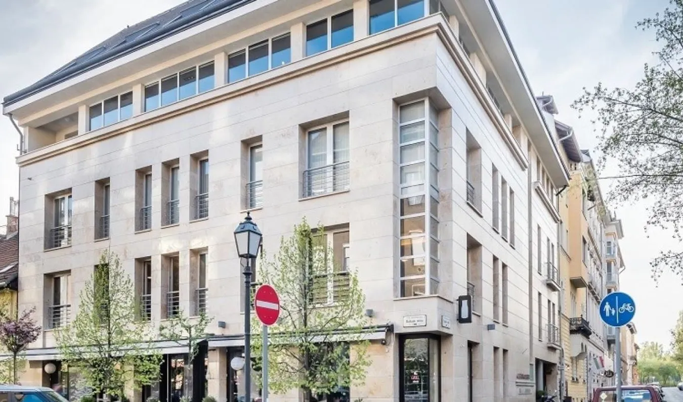 Iroda Pauler Corner Irodaház