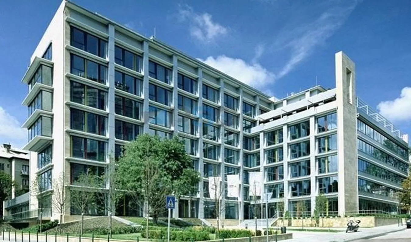 Iroda MOMentum Offices