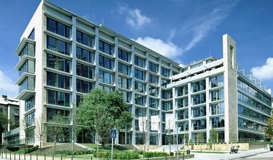 Iroda MOMentum Offices