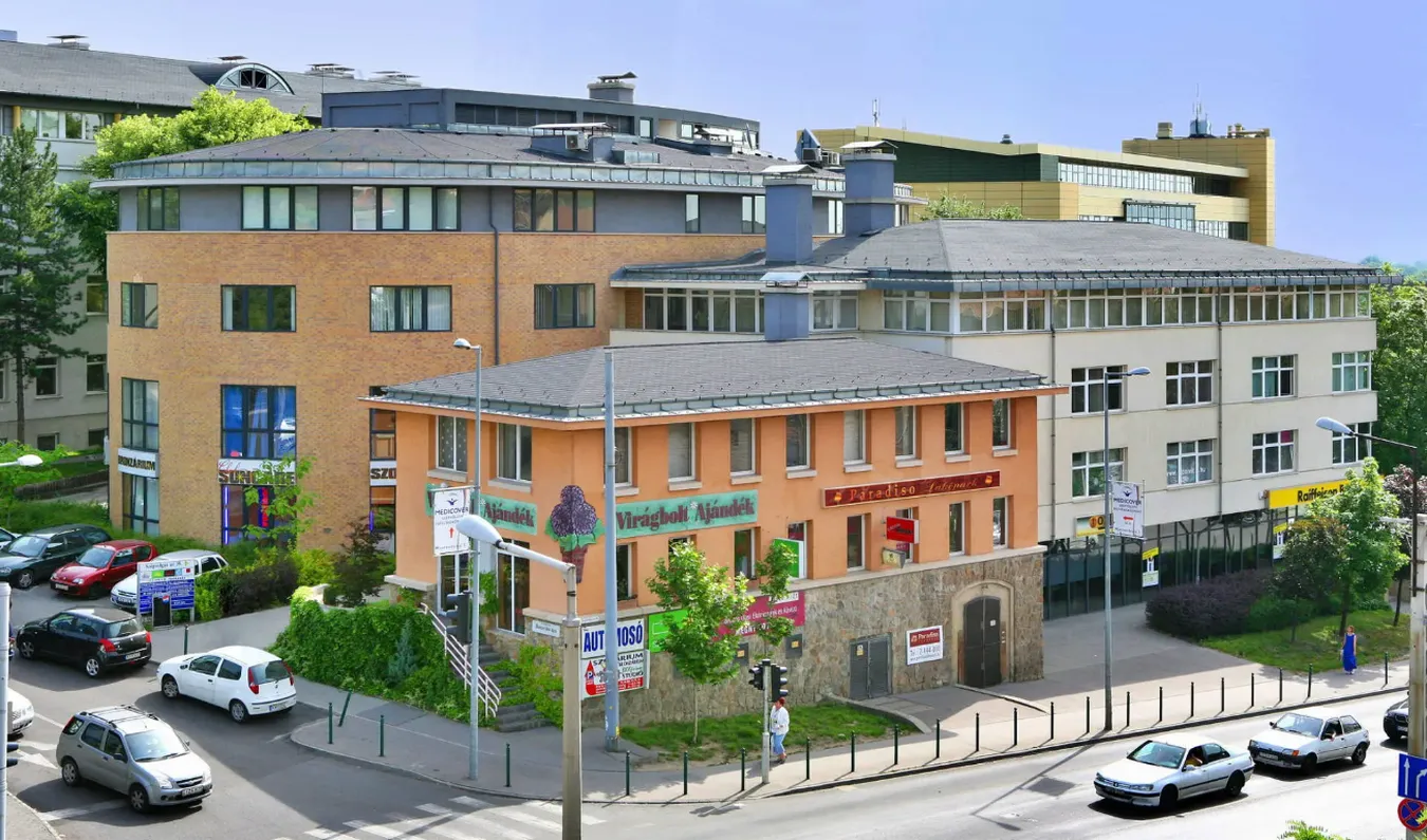 Iroda Szépvölgyi Irodapark, Montevideo u. 39.