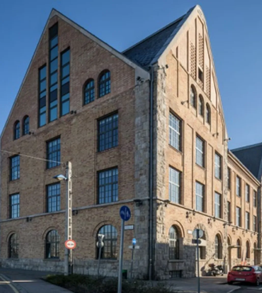 Iroda Riverloft Office Building