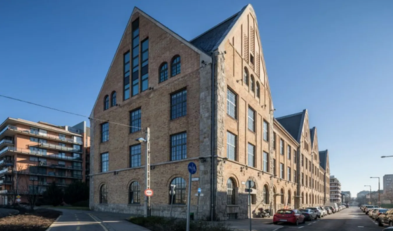 Iroda Riverloft Office Building