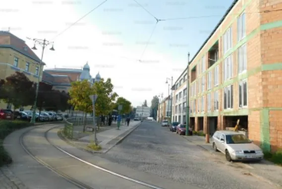 Iroda Indóház Square Office