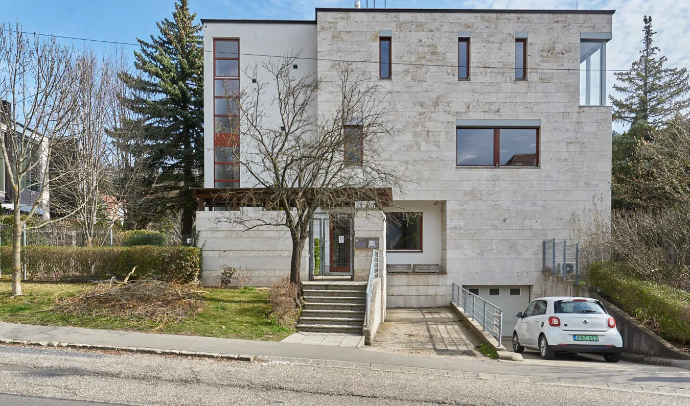 Iroda Szépvölgyi út 137