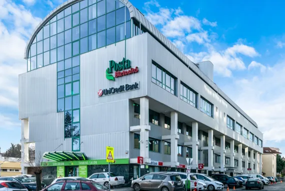 Iroda Rózsaházak A