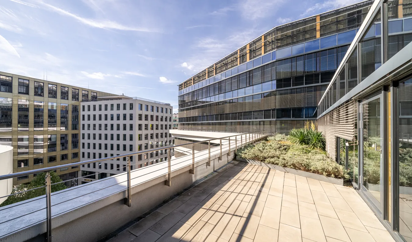 Iroda Corvin Skypark