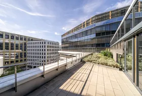 Iroda Corvin Skypark