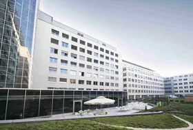 Iroda myhive Thirteen Globe