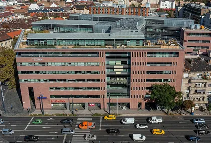 Iroda myhive Haller Gardens